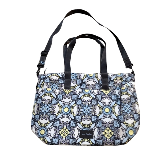 VERA BRADLEY ReActive Lighten Up Fabric Tote Overnight Gym Bag Plaza Medallion - Picture 2 of 10